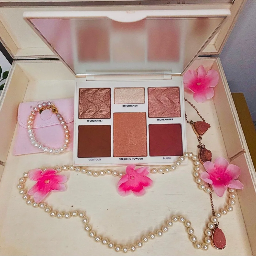 Makeup Palette with Pink and Brown Shades Medium-Deep
